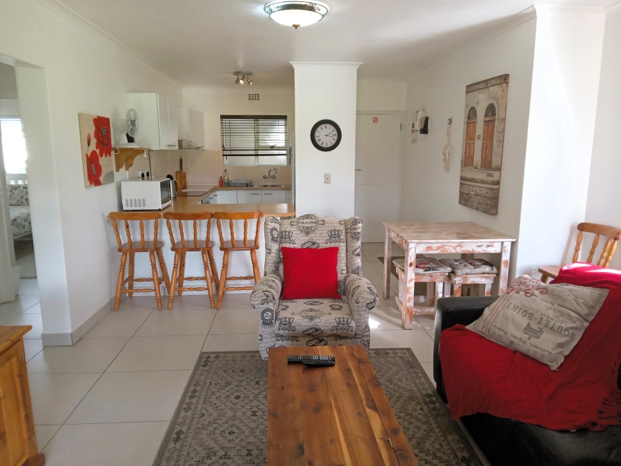 To Let 2 Bedroom Property for Rent in Greenways Golf Estate Western Cape